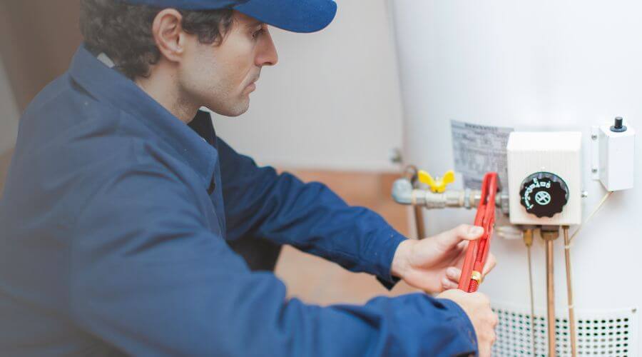 Professional same day plumber in Dahinda, IL
